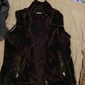 Free country fur vest